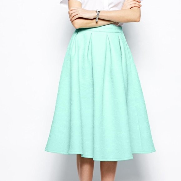 HOST PICK ❤️ ASOS MINT GREEN FULL MIDI SKIRT